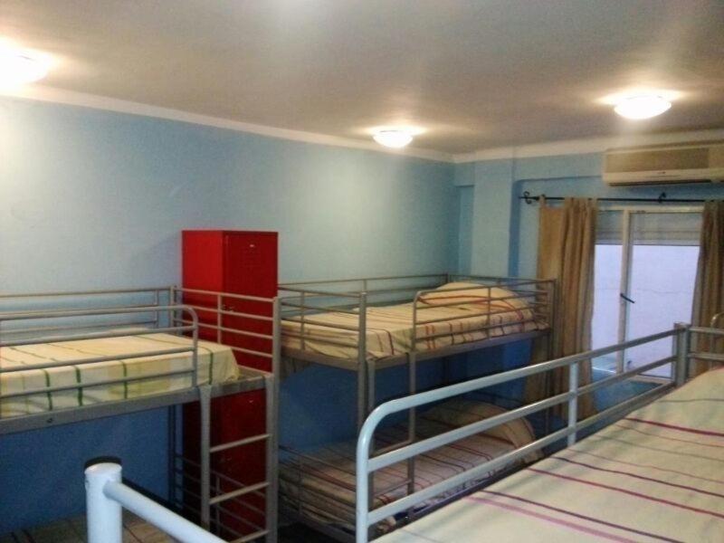 Residencia Malaga Backpackers Hostel Стая снимка